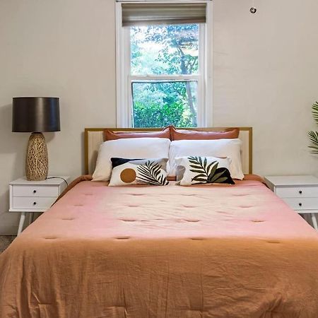 אטלנטה Cozy Buckhead Suite - Great Area, Free Easy Parking, Near Shops And Restaurants מראה חיצוני תמונה