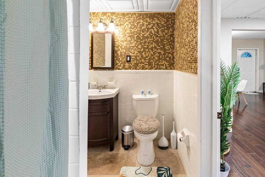 אטלנטה Cozy Buckhead Suite - Great Area, Free Easy Parking, Near Shops And Restaurants מראה חיצוני תמונה