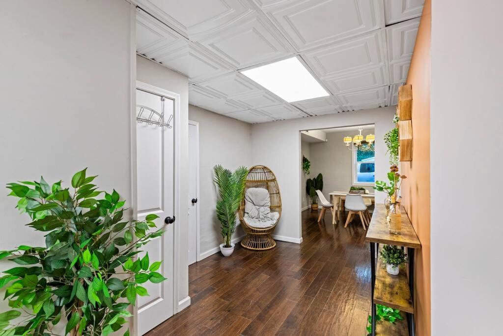 אטלנטה Cozy Buckhead Suite - Great Area, Free Easy Parking, Near Shops And Restaurants מראה חיצוני תמונה