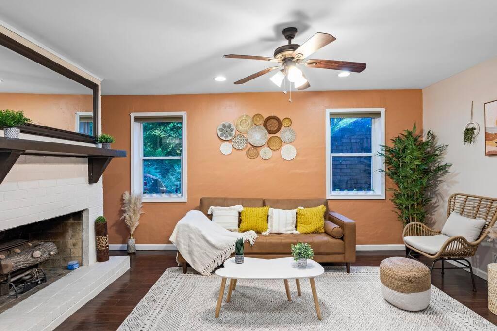 אטלנטה Cozy Buckhead Suite - Great Area, Free Easy Parking, Near Shops And Restaurants מראה חיצוני תמונה
